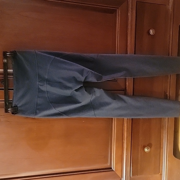 Outdoor Voices - Picture 2 of 6